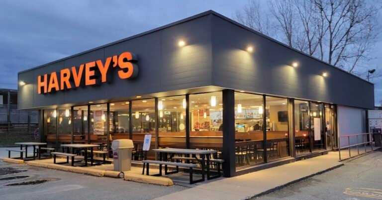 Restaurant Harvey's - Montréal, Kirkland - Photo 1